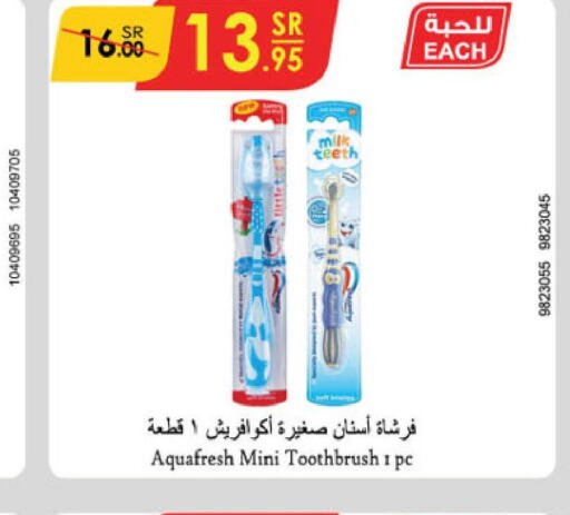 AQUAFRESH Toothbrush  in Danube in KSA, Saudi Arabia, Saudi - Dammam