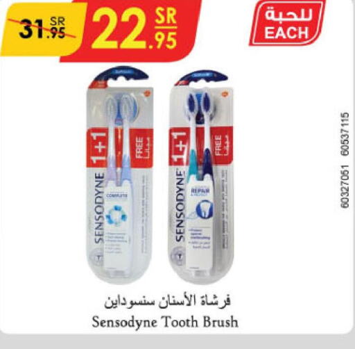 SENSODYNE Toothbrush  in Danube in KSA, Saudi Arabia, Saudi - Khamis Mushait