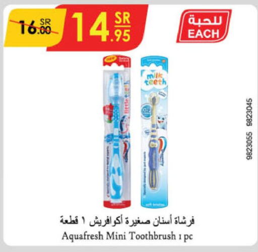AQUAFRESH Toothbrush  in Danube in KSA, Saudi Arabia, Saudi - Jeddah