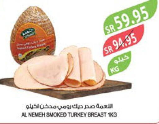  Chicken Breast  in Farm  in KSA, Saudi Arabia, Saudi - Al Bahah