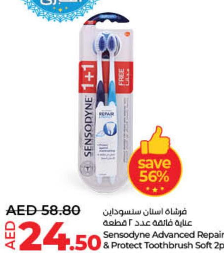 SENSODYNE Toothbrush  in لولو هايبرماركت in الإمارات العربية المتحدة , الامارات - دبي