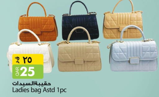  Ladies Bag  in Aspire Markets  in Qatar - Al Wakra
