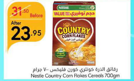 NESTLE COUNTRY Corn Flakes  in Manuel Market in KSA, Saudi Arabia, Saudi - Jeddah