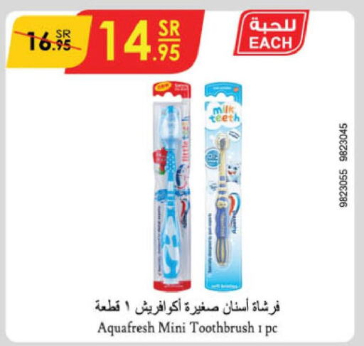 AQUAFRESH Toothbrush  in Danube in KSA, Saudi Arabia, Saudi - Al Khobar
