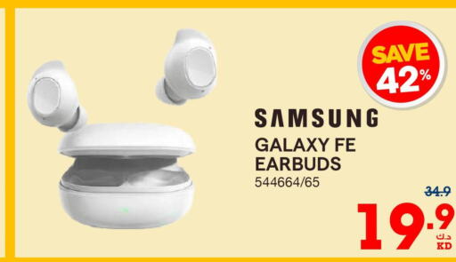 SAMSUNG Earphone  in X-Cite in Kuwait - Kuwait City