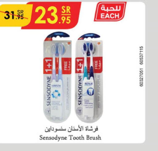 SENSODYNE Toothbrush  in Danube in KSA, Saudi Arabia, Saudi - Khamis Mushait