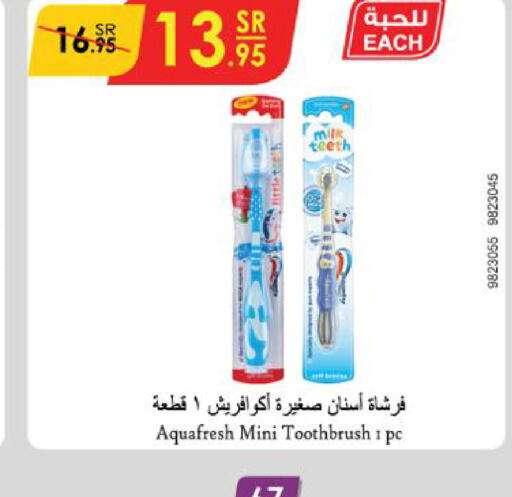 AQUAFRESH Toothbrush  in Danube in KSA, Saudi Arabia, Saudi - Jazan