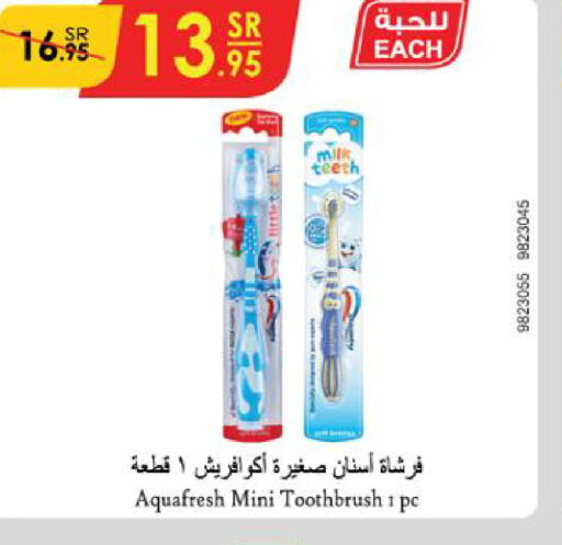 AQUAFRESH Toothbrush  in Danube in KSA, Saudi Arabia, Saudi - Al Khobar