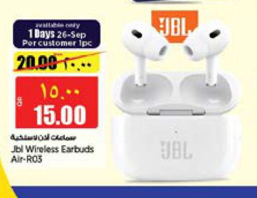 JBL Earphone  in New Indian Supermarket in Qatar - Al Khor