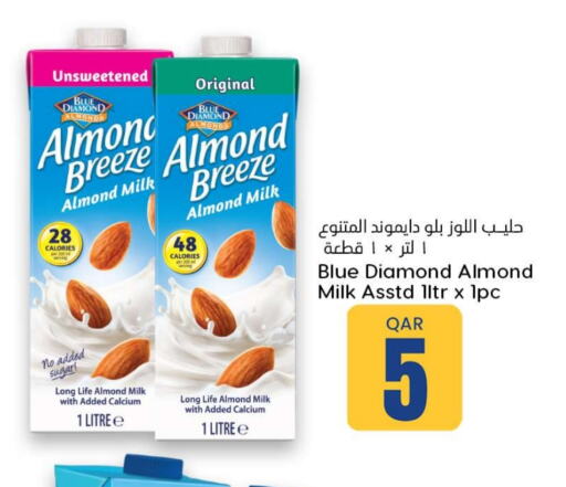 ALMOND BREEZE Long Life / UHT Milk  in Dana Hypermarket in Qatar - Umm Salal