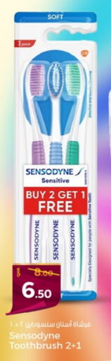 SENSODYNE Toothbrush  in Paris Hypermarket in Qatar - Doha