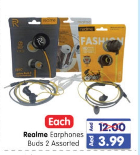 REALME Earphone  in Al Madina Hypermarket in UAE - Abu Dhabi