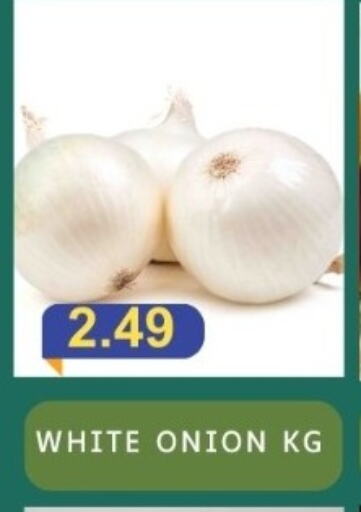 White Onion available at Carryone Hypermarket in UAE - Abu Dhabi