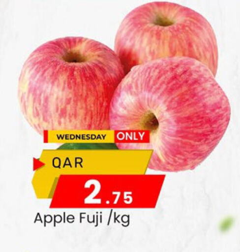 تفاح available at باريس هايبرماركت in قطر - الخور