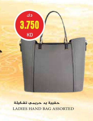 حقيبة نسائية available at جراند هايبر in الكويت - مدينة الكويت