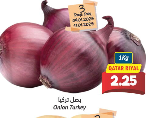 Onion from Qatar Turkey available at Dana Hypermarket in Qatar - Umm Salal