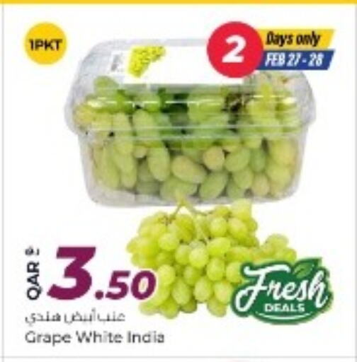 Grapes from India available at Rawabi Hypermarket in Qatar - Al Khor