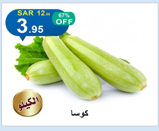 Zucchini available at Khair Beladi Market in KSA, Saudi Arabia, Saudi - Yanbu