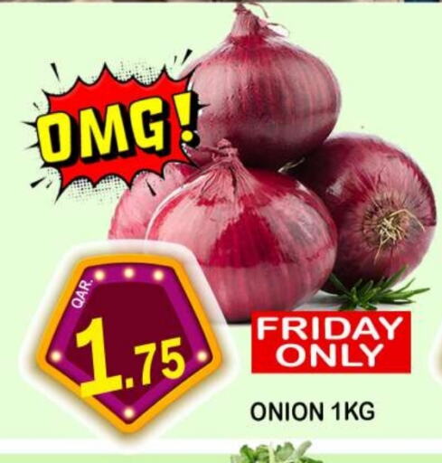 Onion available at Dubai Shopping Center in Qatar - Doha