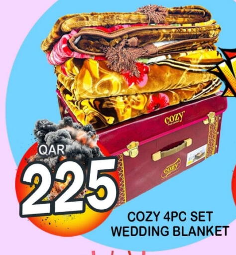 available at دبي شوبينغ سنتر in قطر - الريان