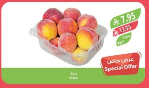 Peach available at Farm  in KSA, Saudi Arabia, Saudi - Jazan