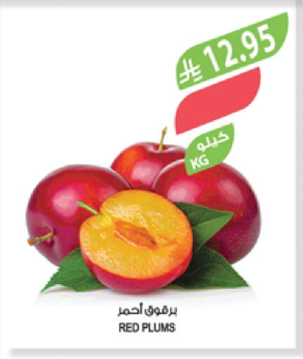 Peach available at Farm  in KSA, Saudi Arabia, Saudi - Khafji