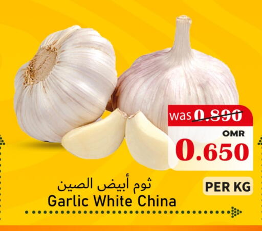 Garlic from China available at Al Qoot Hypermarket in Oman - Muscat
