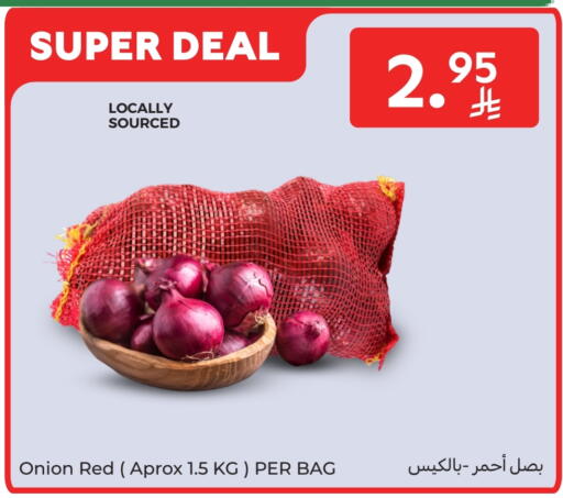 Onion available at Carrefour in KSA, Saudi Arabia, Saudi - Dammam