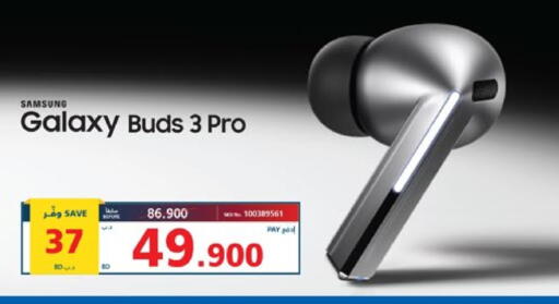 SAMSUNG Earphone available at eXtra in Bahrain