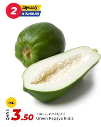 Papaya from India available at Rawabi Hypermarket in Qatar - Al Daayen