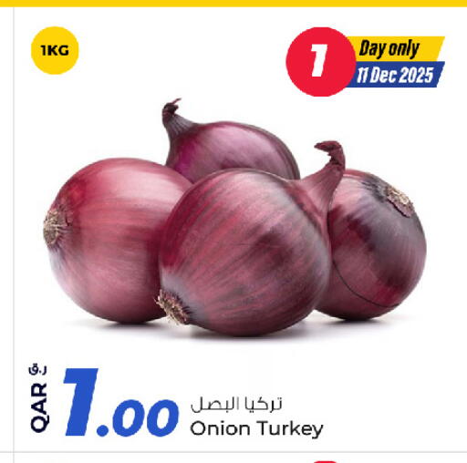 Onion from Turkey available at روابي هايبرماركت in قطر - الوكرة