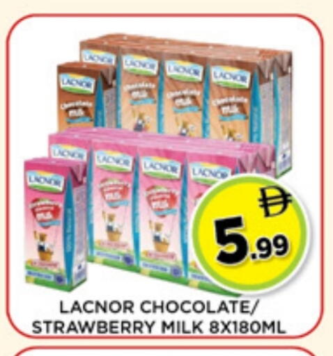 Strawberry available at Ainas Al madina hypermarket in UAE - Sharjah / Ajman