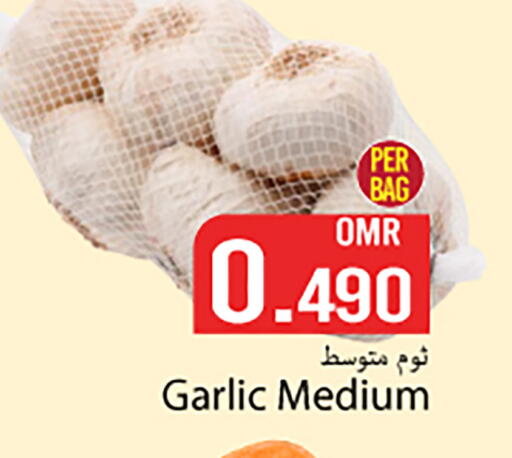 Garlic available at مارك & سايف in عُمان - مسقط‎
