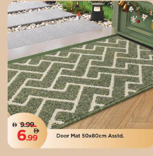 available at مارك & سيف in الإمارات العربية المتحدة , الامارات - دبي