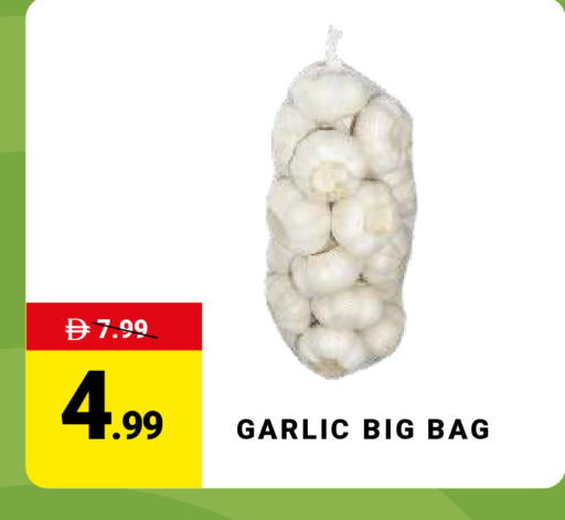 Garlic available at مدهور سوبرماركت in الإمارات العربية المتحدة , الامارات - الشارقة / عجمان