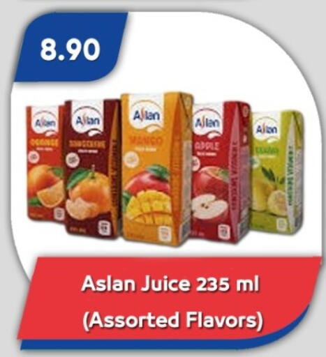 Apple available at Bassem Market in Egypt - Cairo