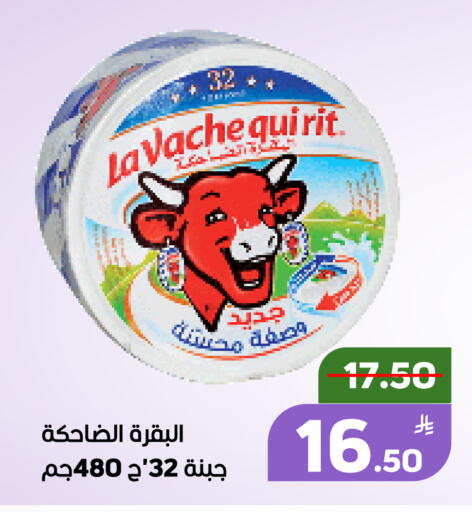 Apple available at Green Apple Market in KSA, Saudi Arabia, Saudi - Al Hasa