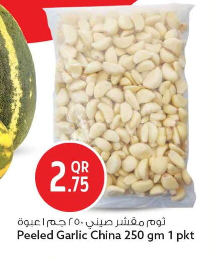 Garlic from China available at Safari Hypermarket in Qatar - Al Shamal