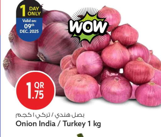 Onion from India Turkey available at سفاري هايبر ماركت in قطر - الشمال