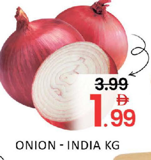 Mango Onion available at مانجو هايبرماركت in الإمارات العربية المتحدة , الامارات - دبي