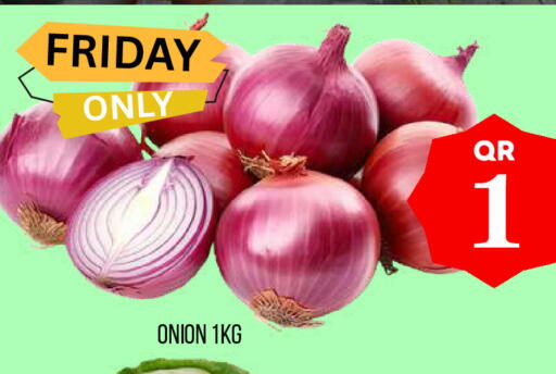 Onion available at Dubai Shopping Center in Qatar - Al Rayyan