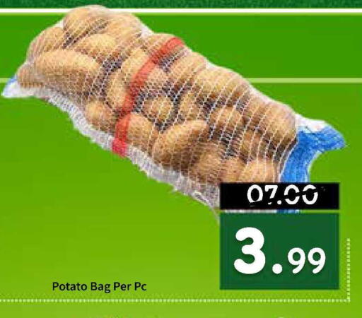 Potato available at رويال جلف هايبرماركت in الإمارات العربية المتحدة , الامارات - أبو ظبي