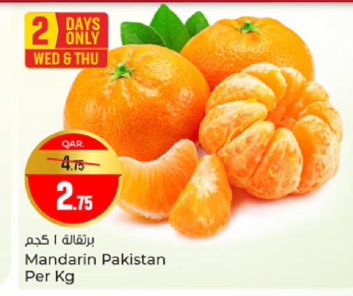 Mandarin from Pakistan available at Paris Hypermarket in Qatar - Al-Shahaniya