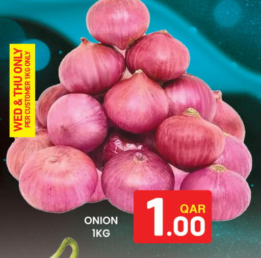 Onion available at Majlis Hypermarket in Qatar - Doha
