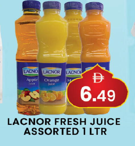 Apple Orange available at مبارك هايبرماركت الشارقة in الإمارات العربية المتحدة , الامارات - الشارقة / عجمان