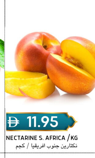 Nectarine available at سيليكت ماركت in الإمارات العربية المتحدة , الامارات - أبو ظبي