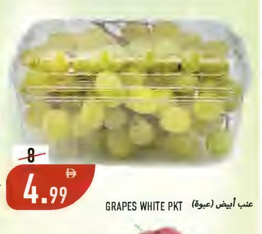Grapes available at  روابي ماركت عجمان in الإمارات العربية المتحدة , الامارات - الشارقة / عجمان