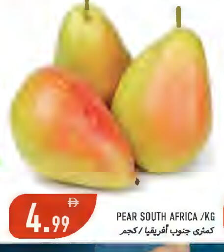 Pear from South Africa available at  روابي ماركت عجمان in الإمارات العربية المتحدة , الامارات - الشارقة / عجمان