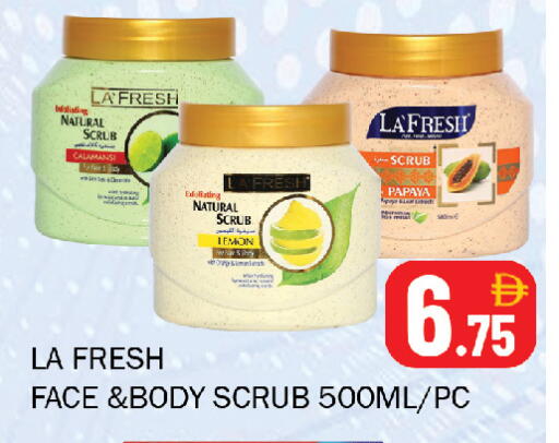 Papaya available at سوق المبارك هايبرماركت in الإمارات العربية المتحدة , الامارات - الشارقة / عجمان