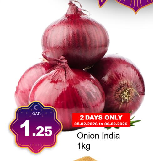 Onion from India available at جي-ماكس هايبرماركت in قطر - الوكرة